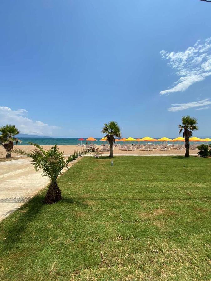 Buka Sandy Beach Messíni エクステリア 写真