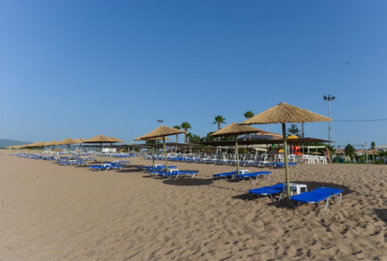 Buka Sandy Beach Messíni エクステリア 写真